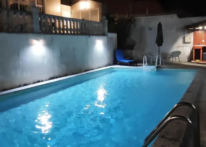 Charm House Casa Da Eira * Angeja